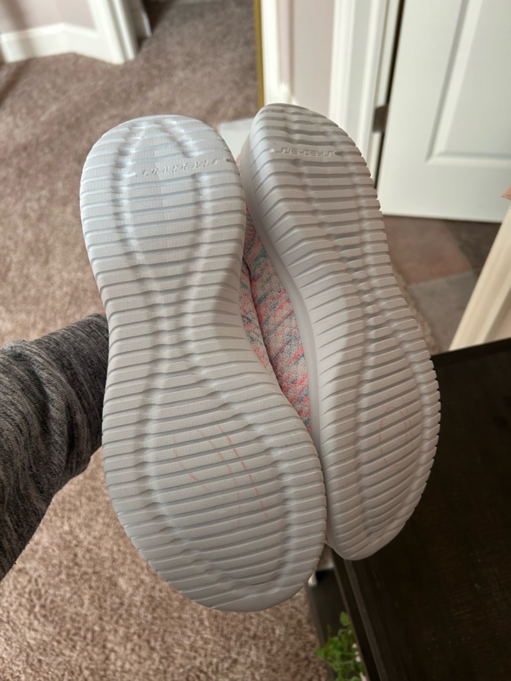 NWT Skechers Women's Ultra Flex(size 10) - Picture 4 of 8
